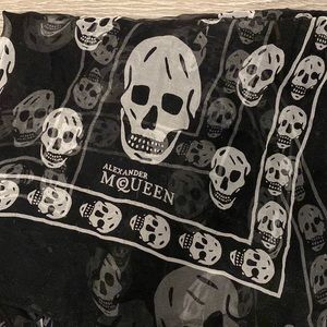 Alexander McQueen scarf